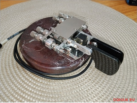 Манипулятор двухрычажный