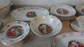 Столовый сервиз Мадонна KAHLA - GDR ( Германия )