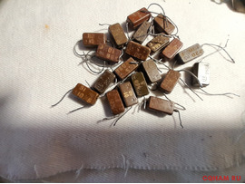 КСО     Конденсаторы постоянной емкости ;